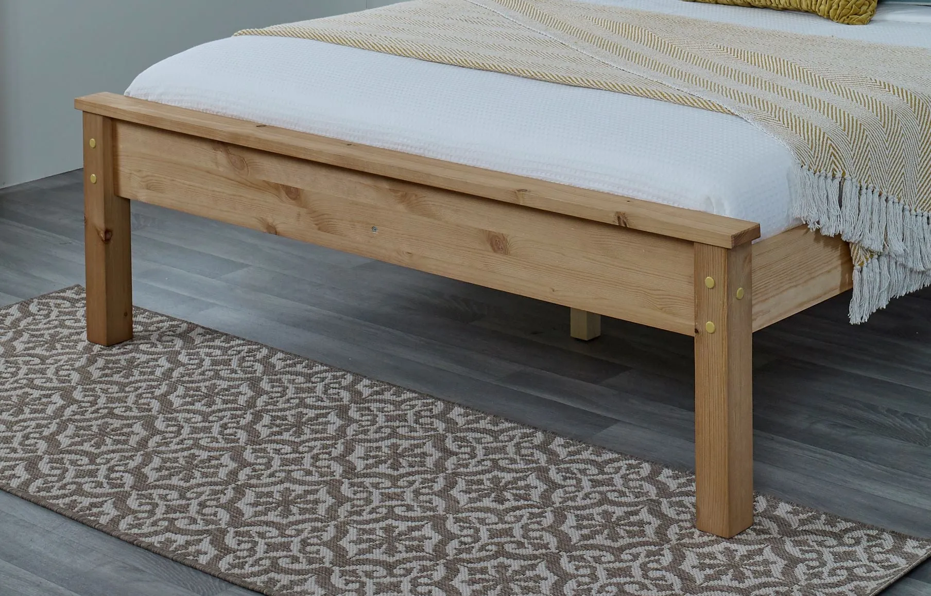 Better Chelford Pine Bed